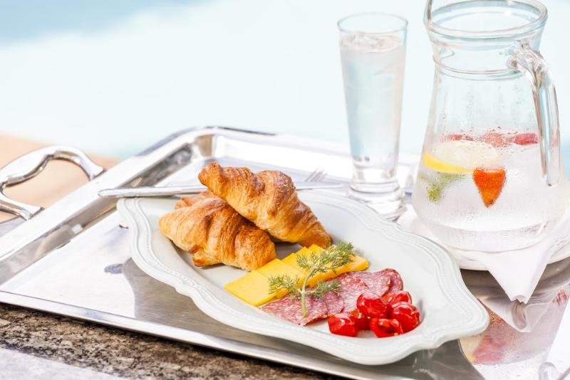 Фото The Benjamin ApartHotel