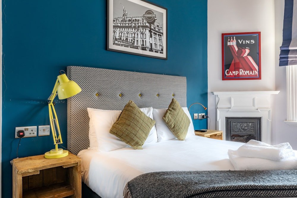 Фото The Station Hotel