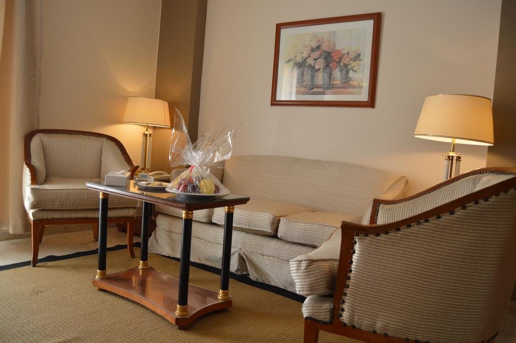 Фото 84103677917