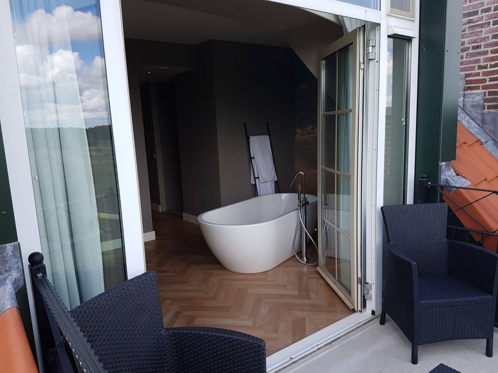 Фото Van der Valk Hotel Groningen Westerbroek