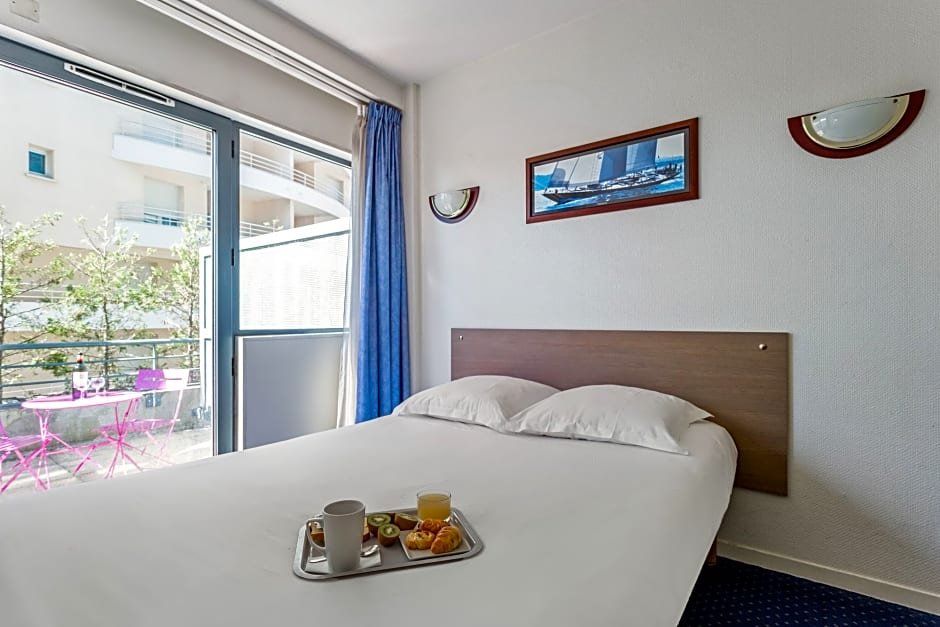 Фото Appart'City Bordeaux Centre