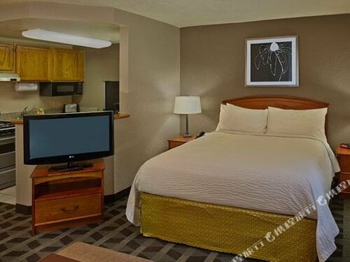 Гостиница TownePlace Suites by Marriott St. Petersburg Clearwater в Клируотере