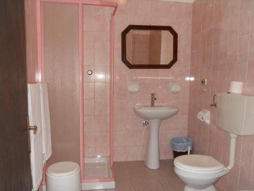 Фото Battle of Britain Hotel