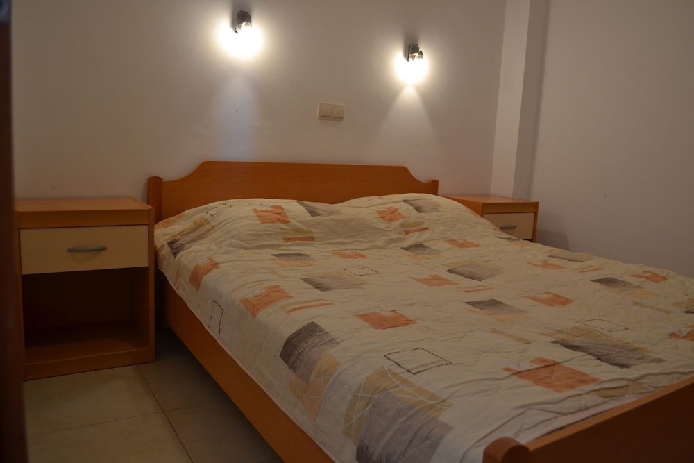 Фото Apartments Davor