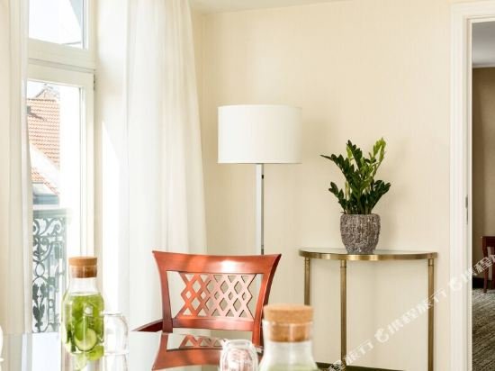 Фото Brussels Marriott Hotel Grand Place