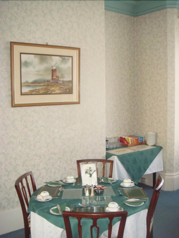 Фото отеля 4