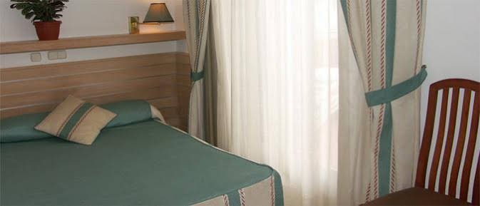 Фото Hotel Piccadilly Sitges