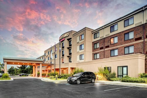 Гостиница Courtyard by Marriott Richmond North в Глен Аллен