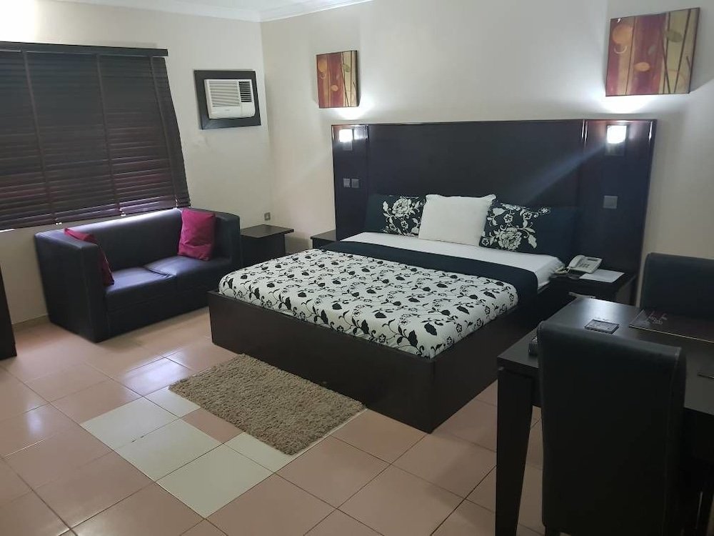 Фото Number 95 Suites