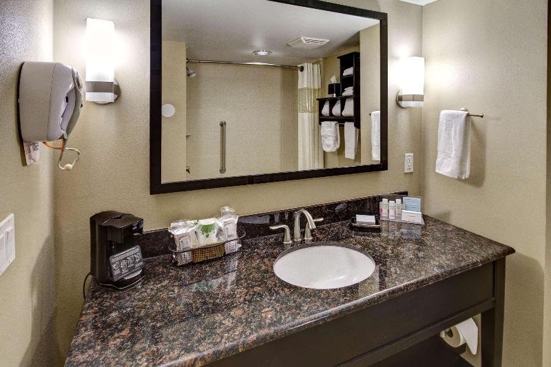 Фото Hampton Inn Biloxi