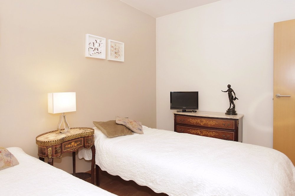 Фото 1217 - Forum Diagonal Apartment