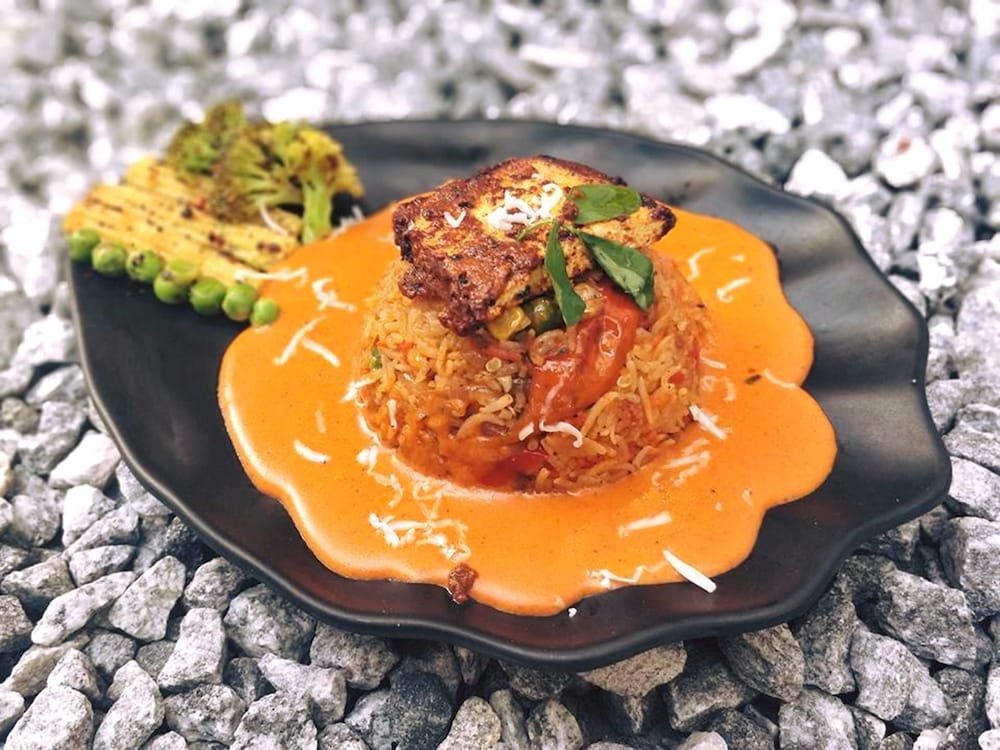 Фото Transit Dorms - A Backpackers Inn & Hostel