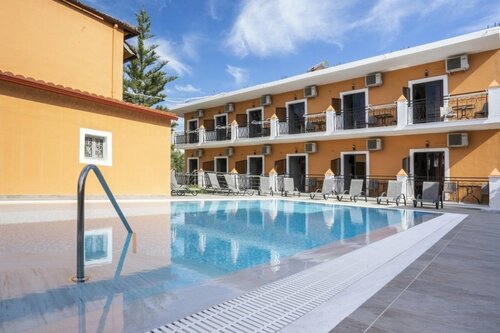 Внешний вид отеля Malena Hotel & Suites - Adults Only by Omilos Hotels в Муниципальной единице Газиу, фото 3