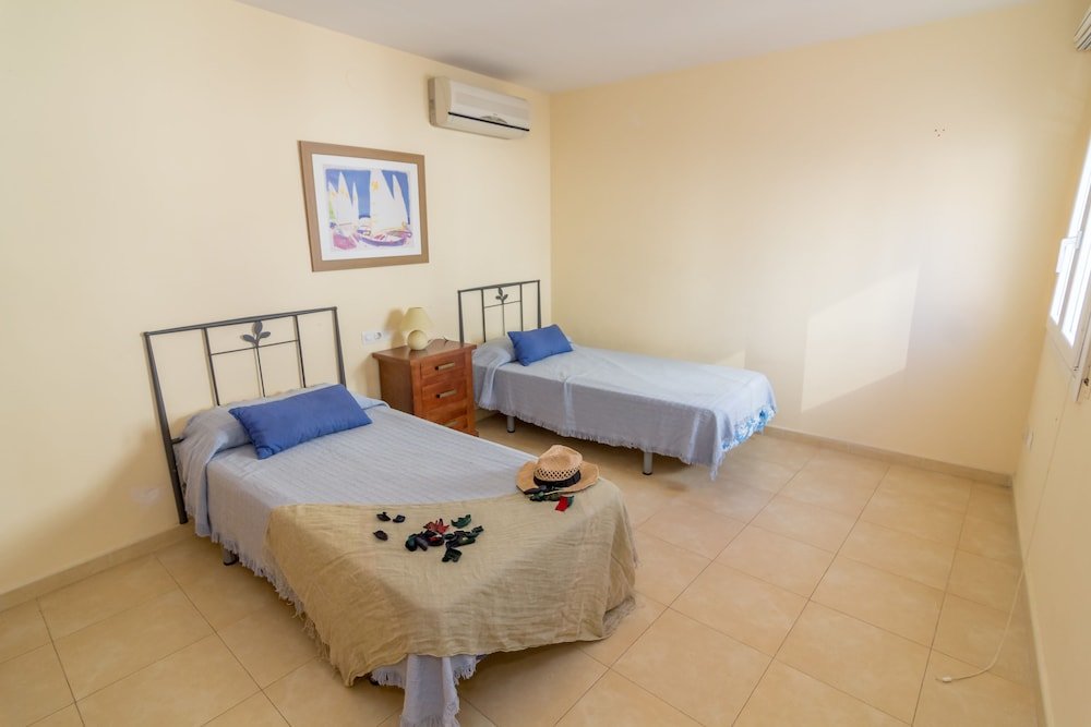 Фото Agi Riera la Cuana