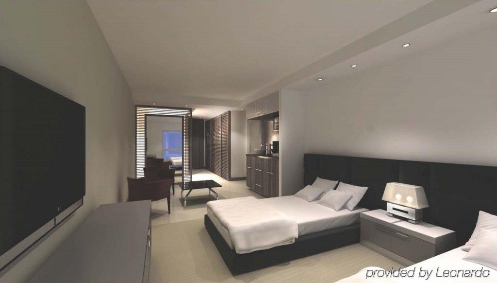 Фото Beach Haus Bal Harbour