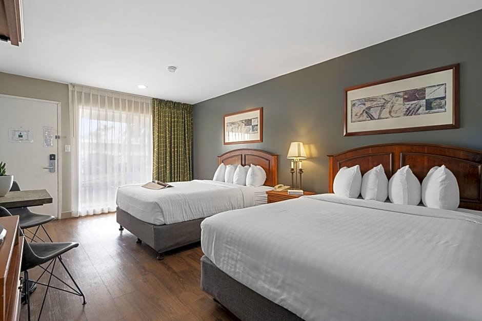 Фото Vagabond Inn Ventura