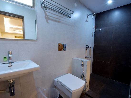 Фото Sri Maharaja Inn