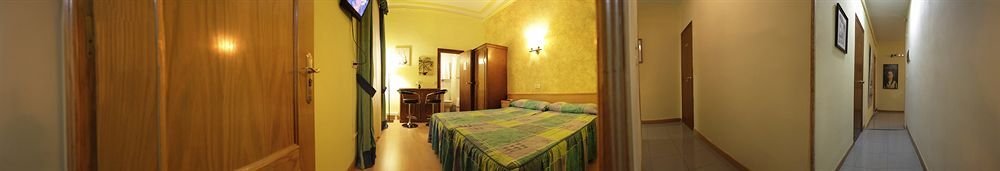 Фото Hostal Oporto