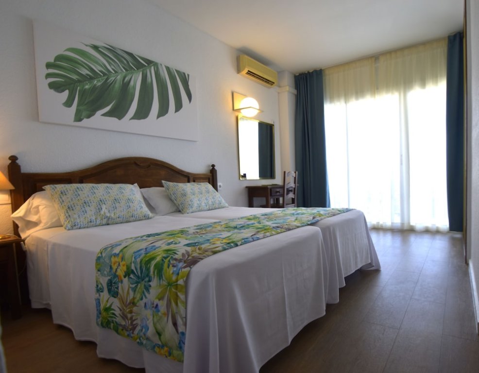 Фото Hotel Thb San Fermín