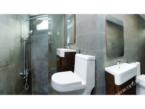 Фото Super Oyo 977 Hong Kong Suites