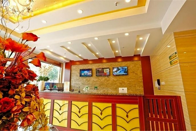 GreenTree Inn ShenZhen Huanggang South Futian Road Express Hotel
