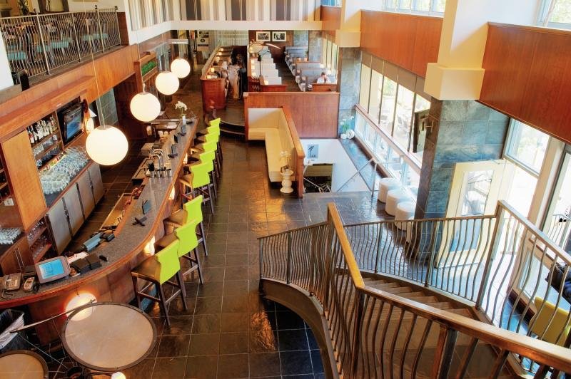 Фото Sandman Hotel Vancouver Downtown