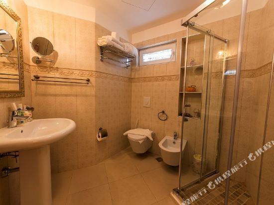 Фото Отель 2 Kitarrat Boutique Hotel & Spa