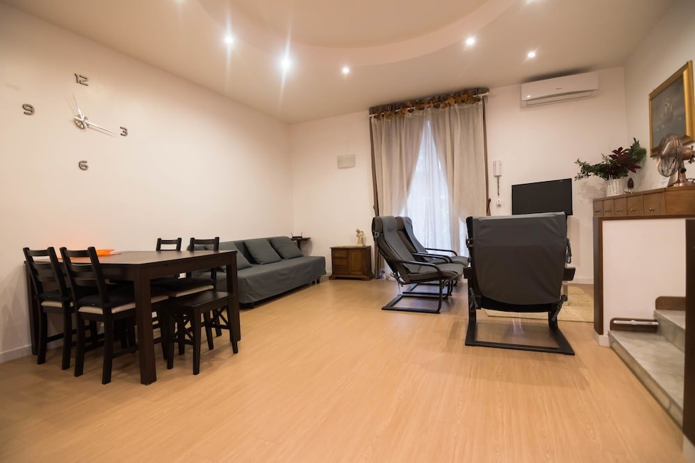 Фото Bed & x26; Breakfast Plebiscito Home