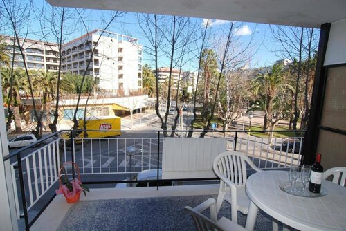 Гостиница Apartamentos Zeus Sant Jordi