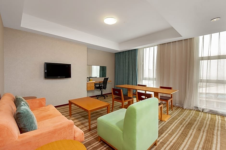Фото Holiday Inn Express Changshu