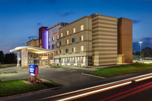 Гостиница Fairfield by Marriott Inn & Suites Tulsa Catoosa в Клерморе