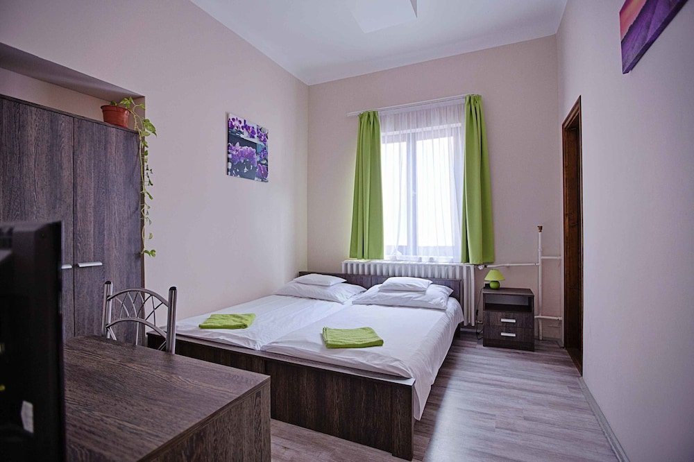 Фото Vén Diófa De Lux Panzió