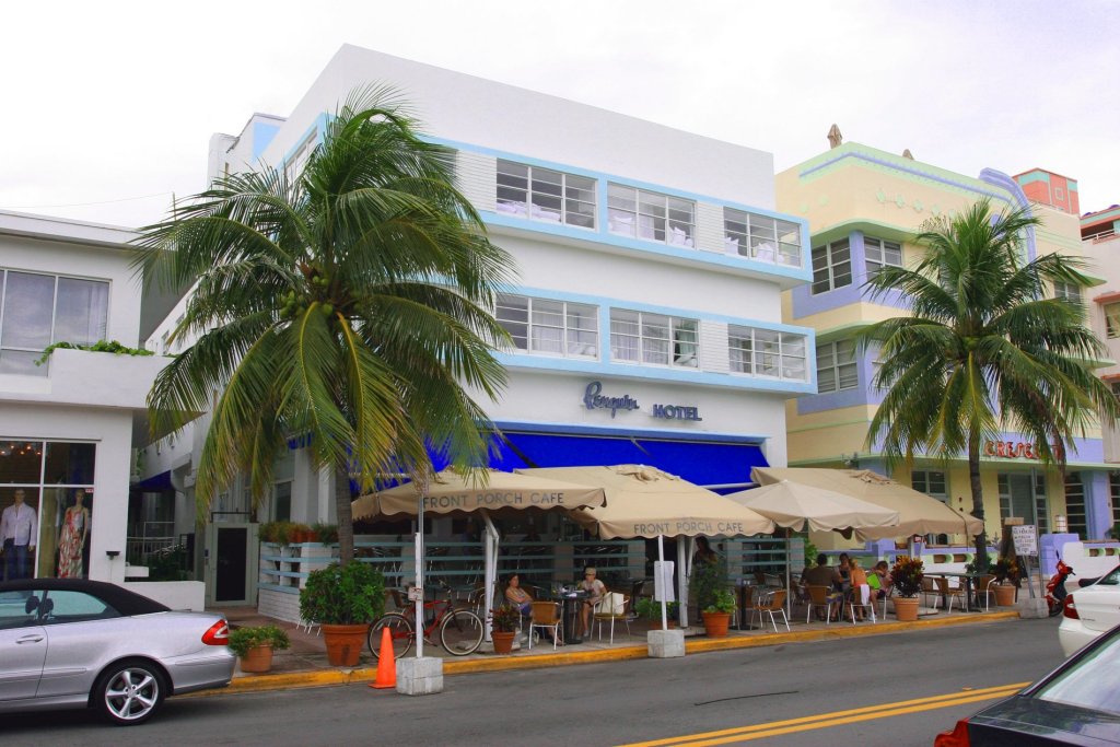 Фото The Penguin Hotel