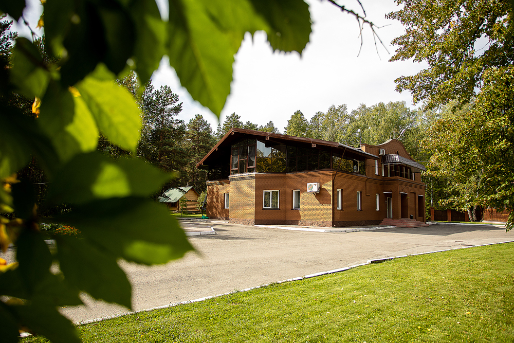 Фото отеля 1