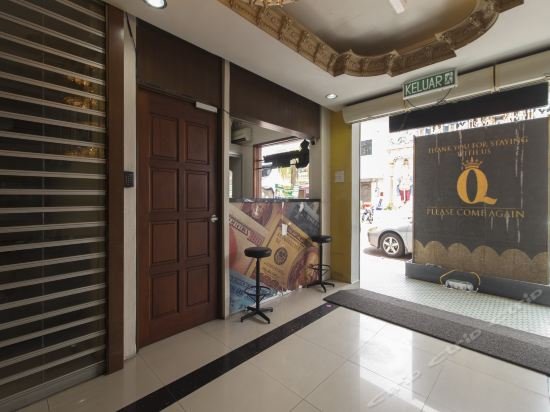 Фото Oyo 998 Queen City Hotel