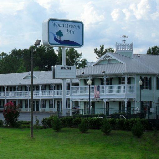 Гостиница Woodstream Inn