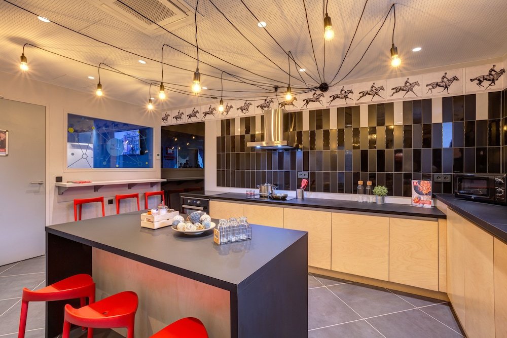 Фото Meininger Hotel Lyon Centre Berthelot