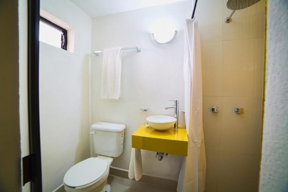 Фото Los Altos Hotel