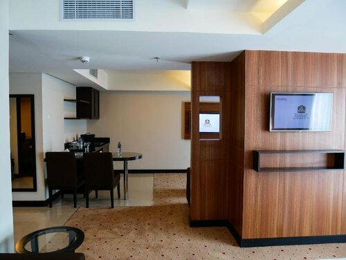 Гостиница Best Western Premier La Grande Hotel в Бандунге