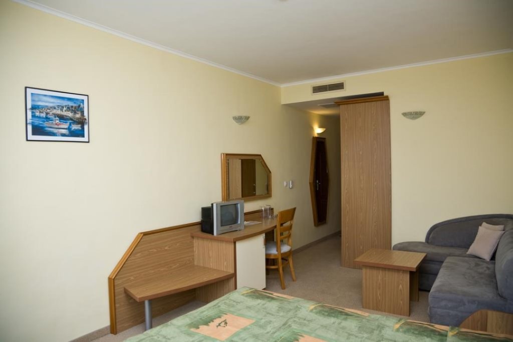 Фото Hotel Hrizantema