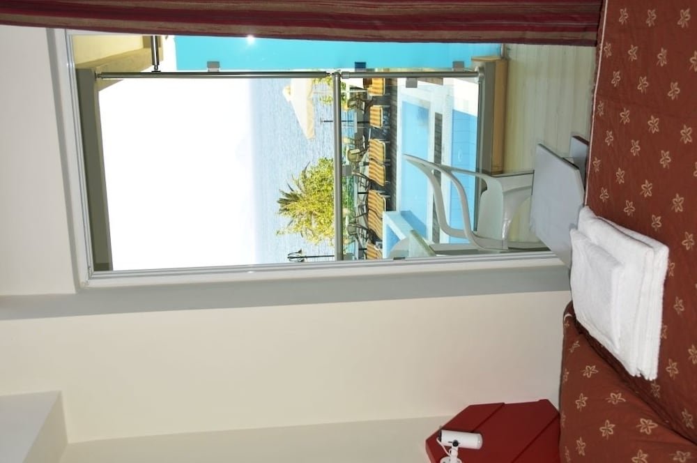 Фото Bristol Sea View Apartments