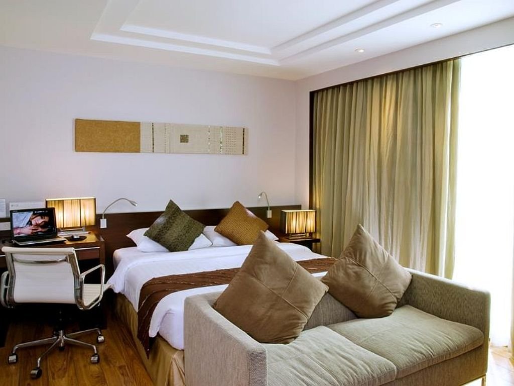 Фото Centre Point Plus Hotel Pratunam