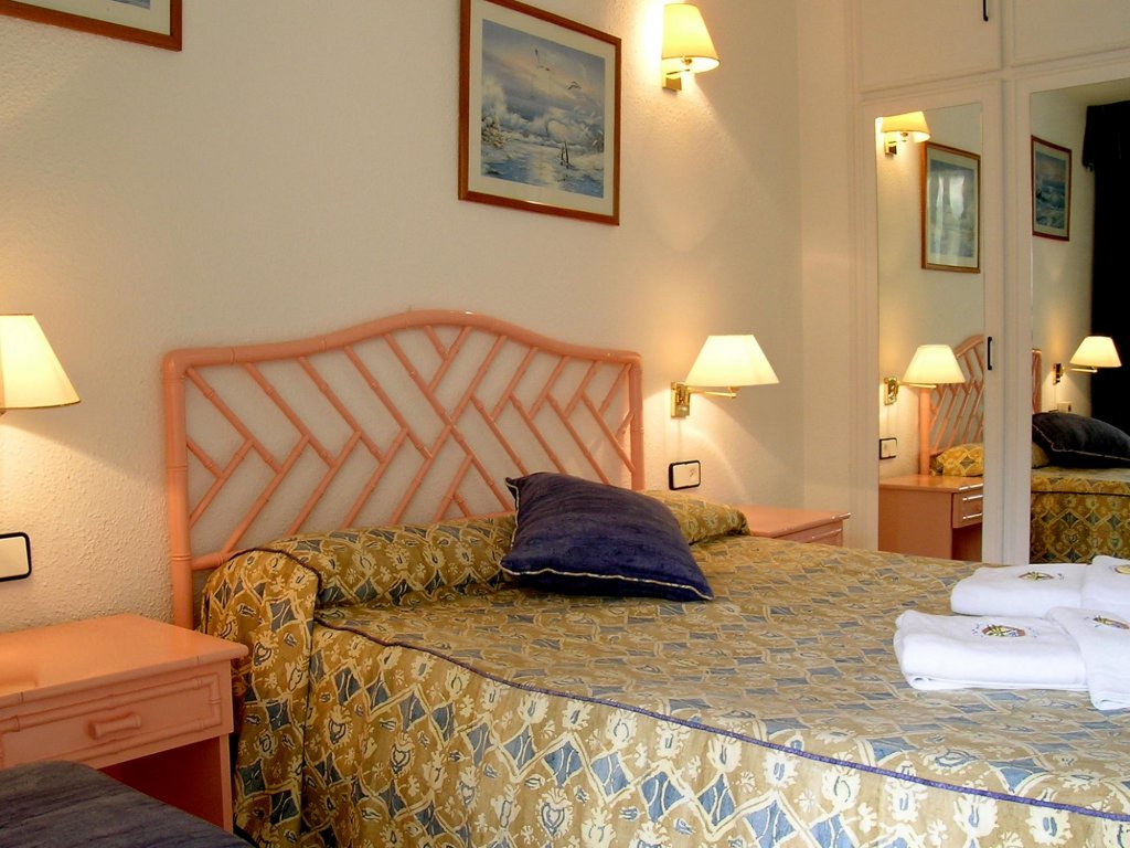 Фото Ona Suites Salou