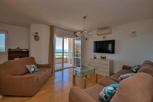 Nice Apartment in Makarska With Wifi and 3 Bedrooms