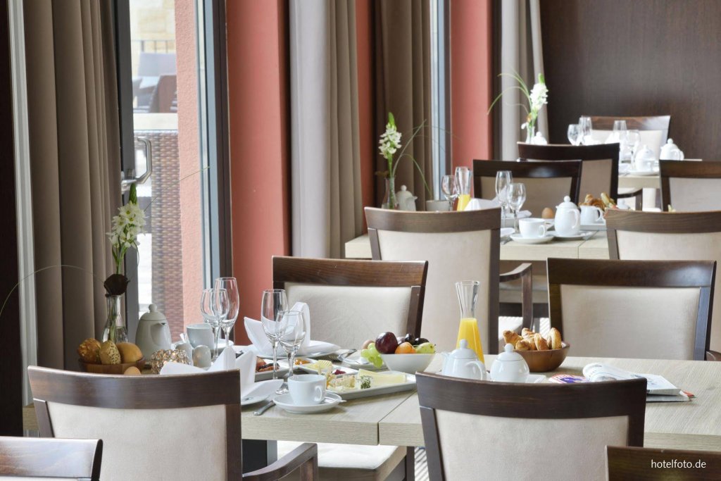 Фото GreenLine Schlosshotel Blankenburg