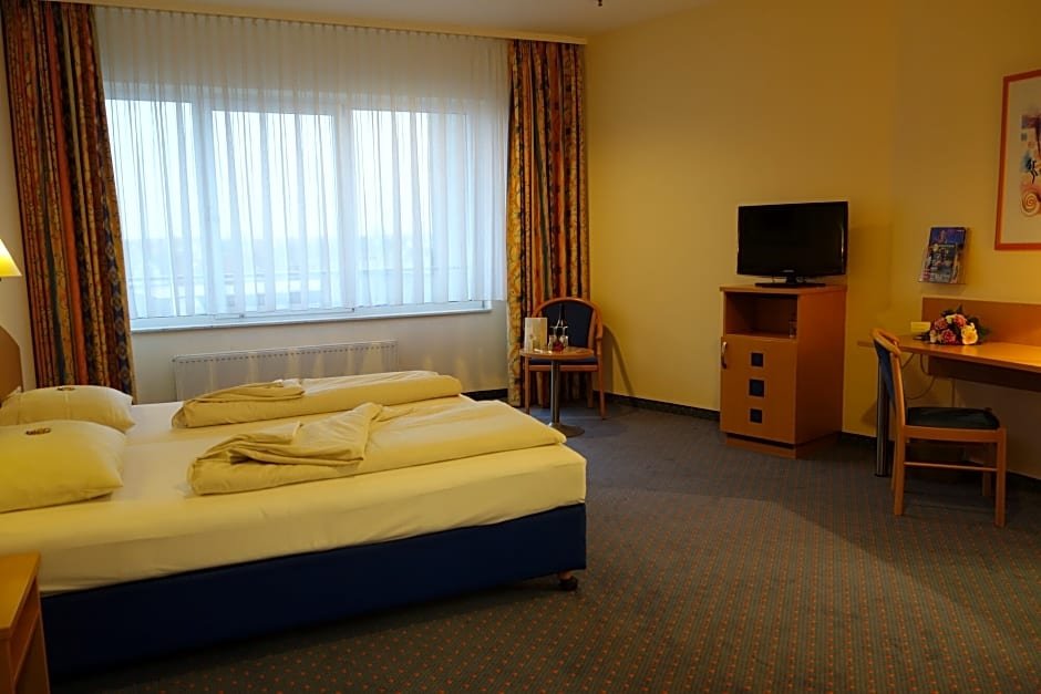 Фото Hotel Plaza Hannover