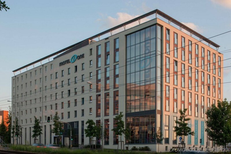 Гостиница Motel One Stuttgart в Штутгарте