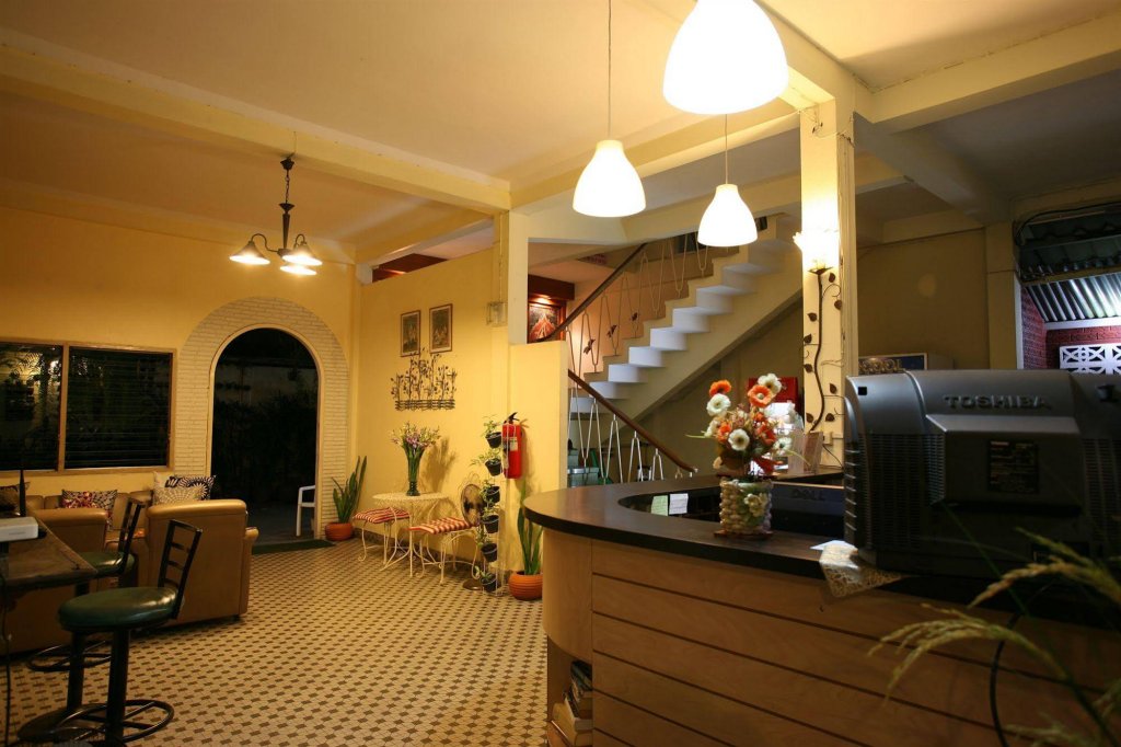 Фото Rajata Hotel