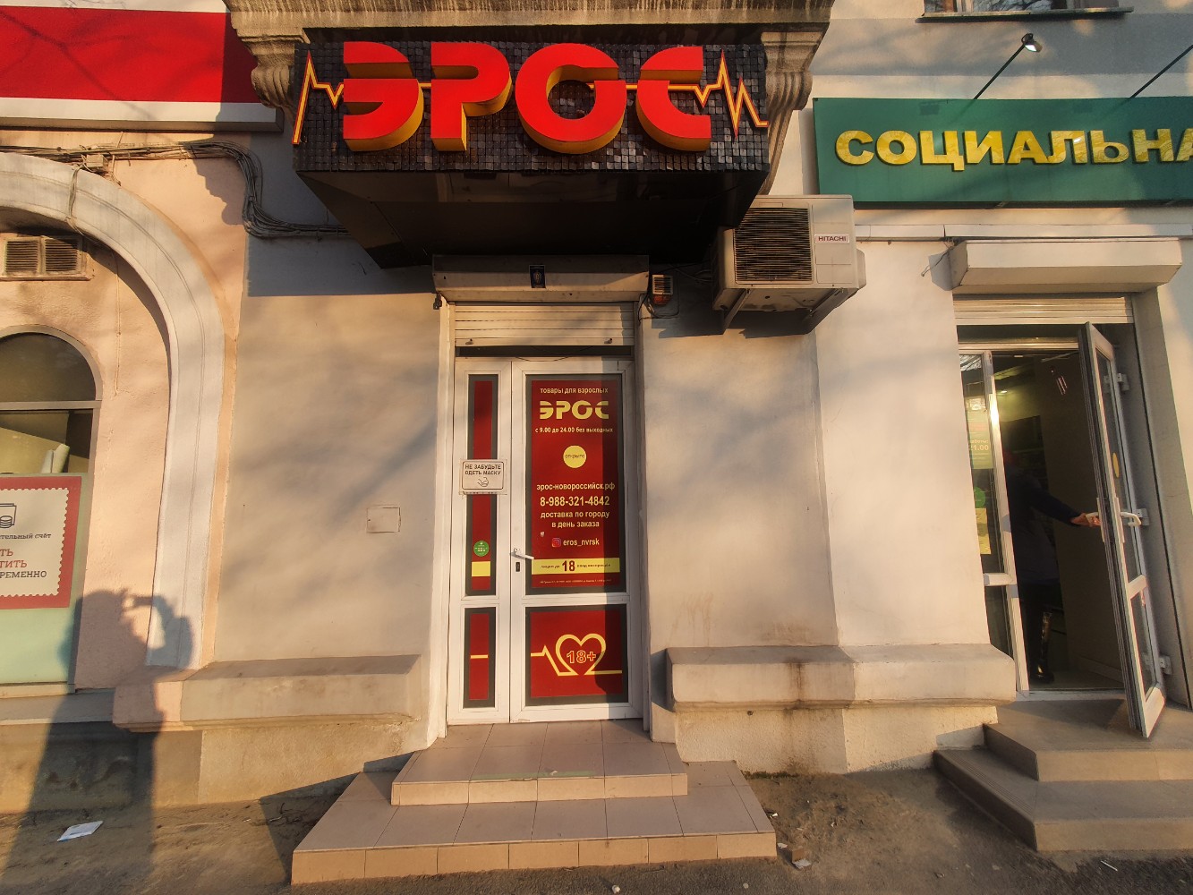 Тәтесі мен жиенінің жыныстық қатынасқа түскен ескі порно видеолары