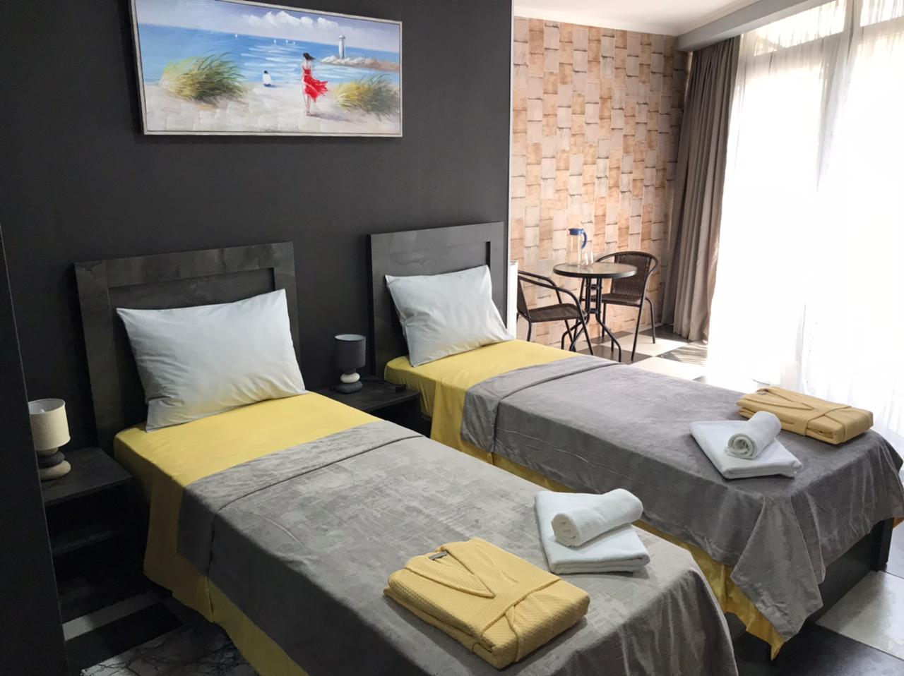 Фото Batumi West Hotel